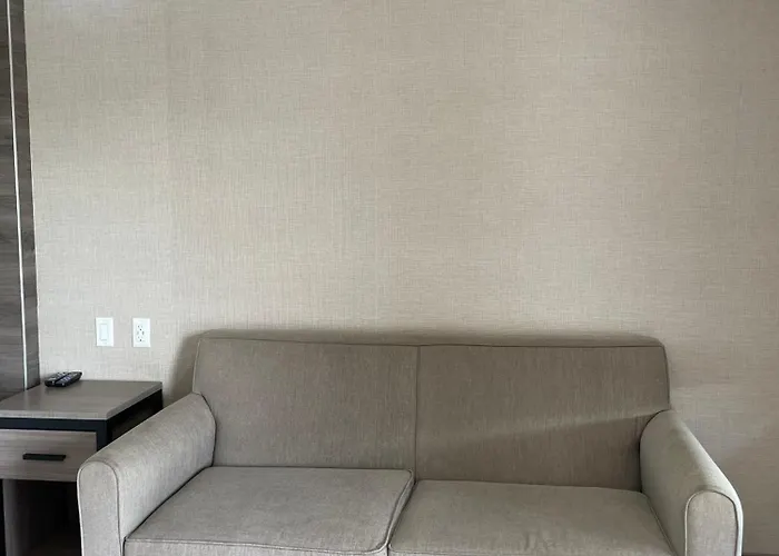 Superior King Suite