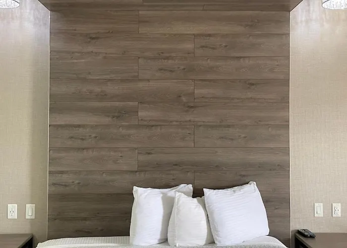 Superior King Suite